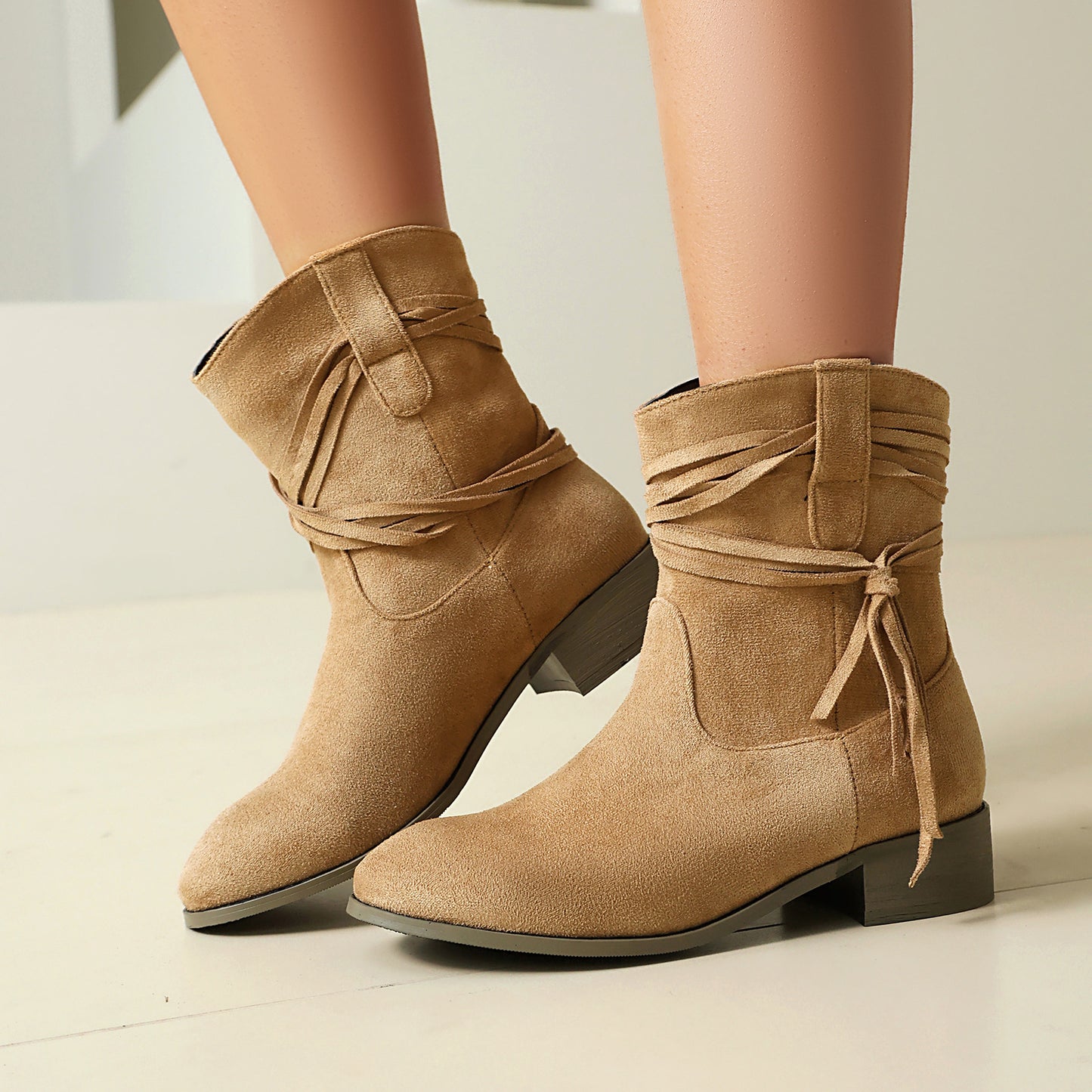 Bottines Daim Franges & Nœud Croisé