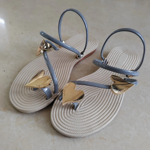 Sandales Plates Ornement Papillon Doré – Tongs Chic Femme